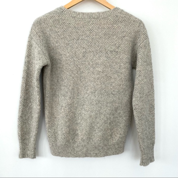 Banana Republic wool blend sweater with crew neck - Picture 3 of 5